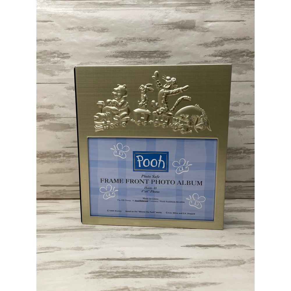 VTG Winnie the Pooh Photo Album Frame Front 4x6 Photos Embossed Silver & Velvet